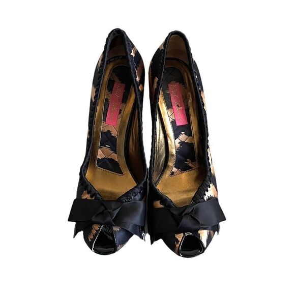 BETSY JOHNSON Leopard Print Satin Peep Toe High Heel Shoes Bow 8.5 - Picture 7 of 13